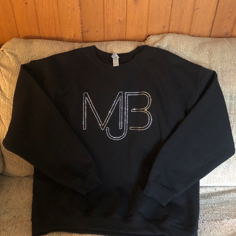 Black Sweatshirt